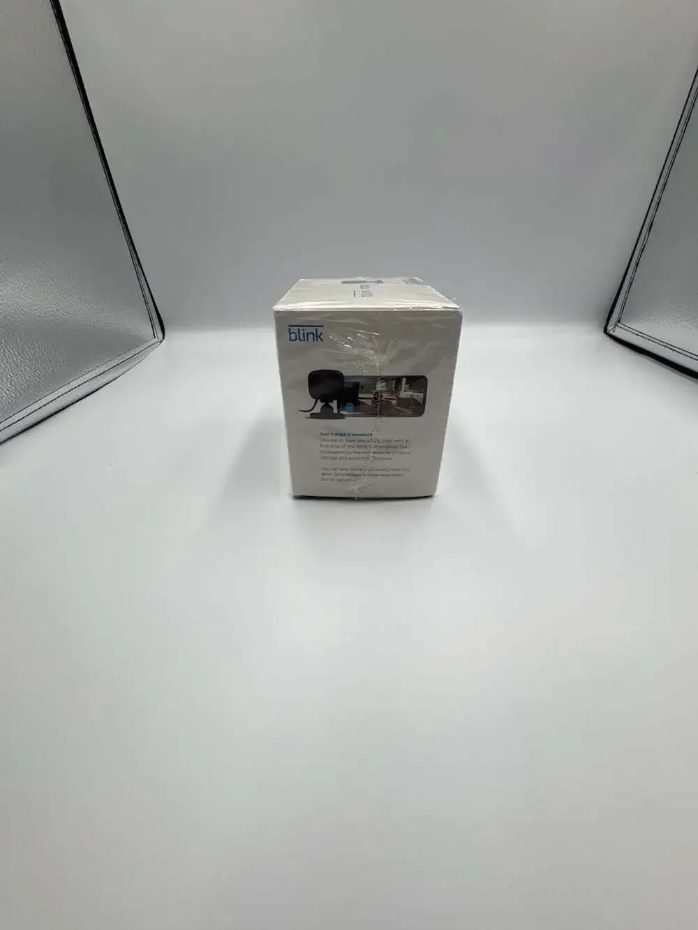 Blink - Mini Indoor Plug-in HD 1080P Smart Security Camera - Black